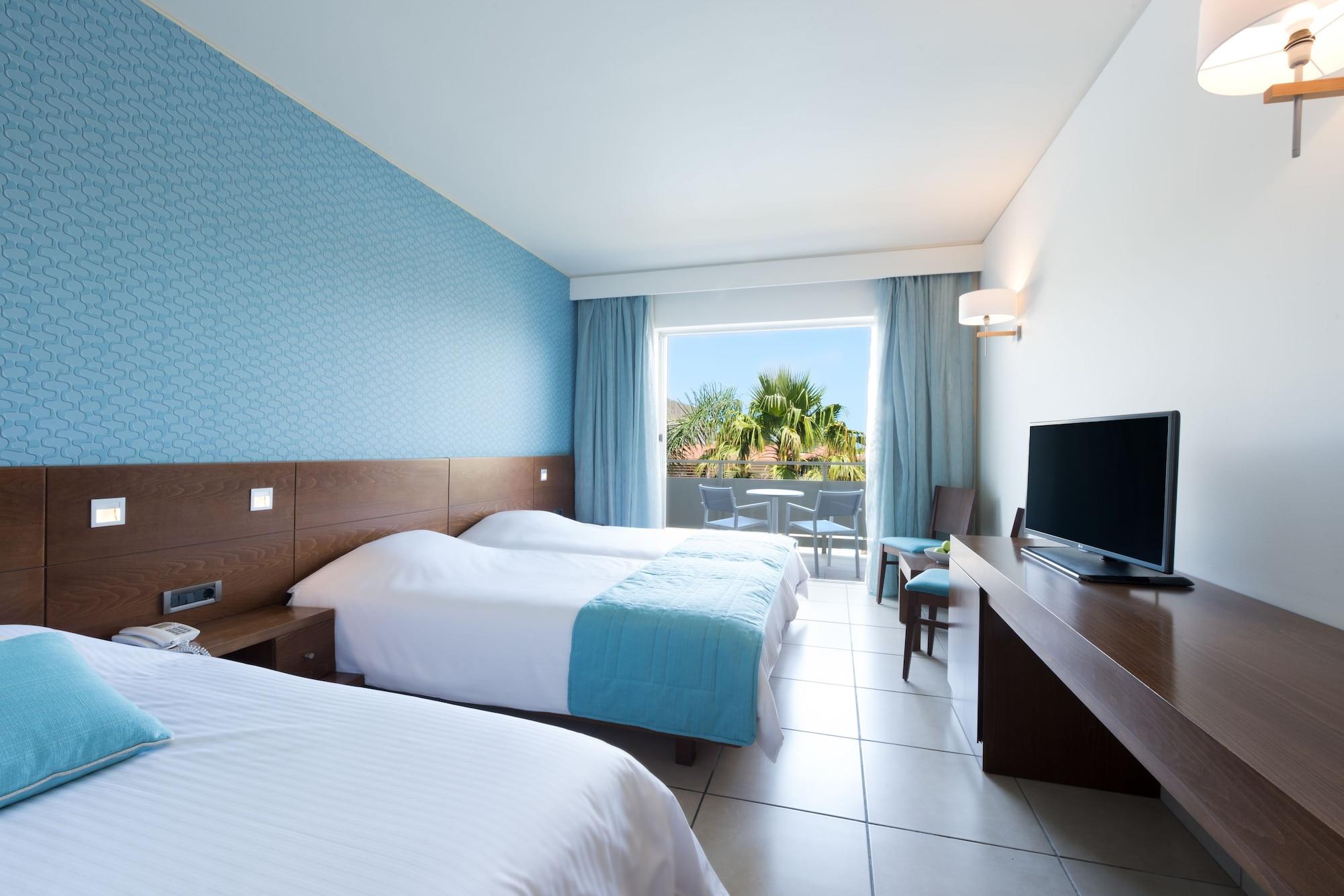 Blue Lagoon Resort Lambi  Exterior photo