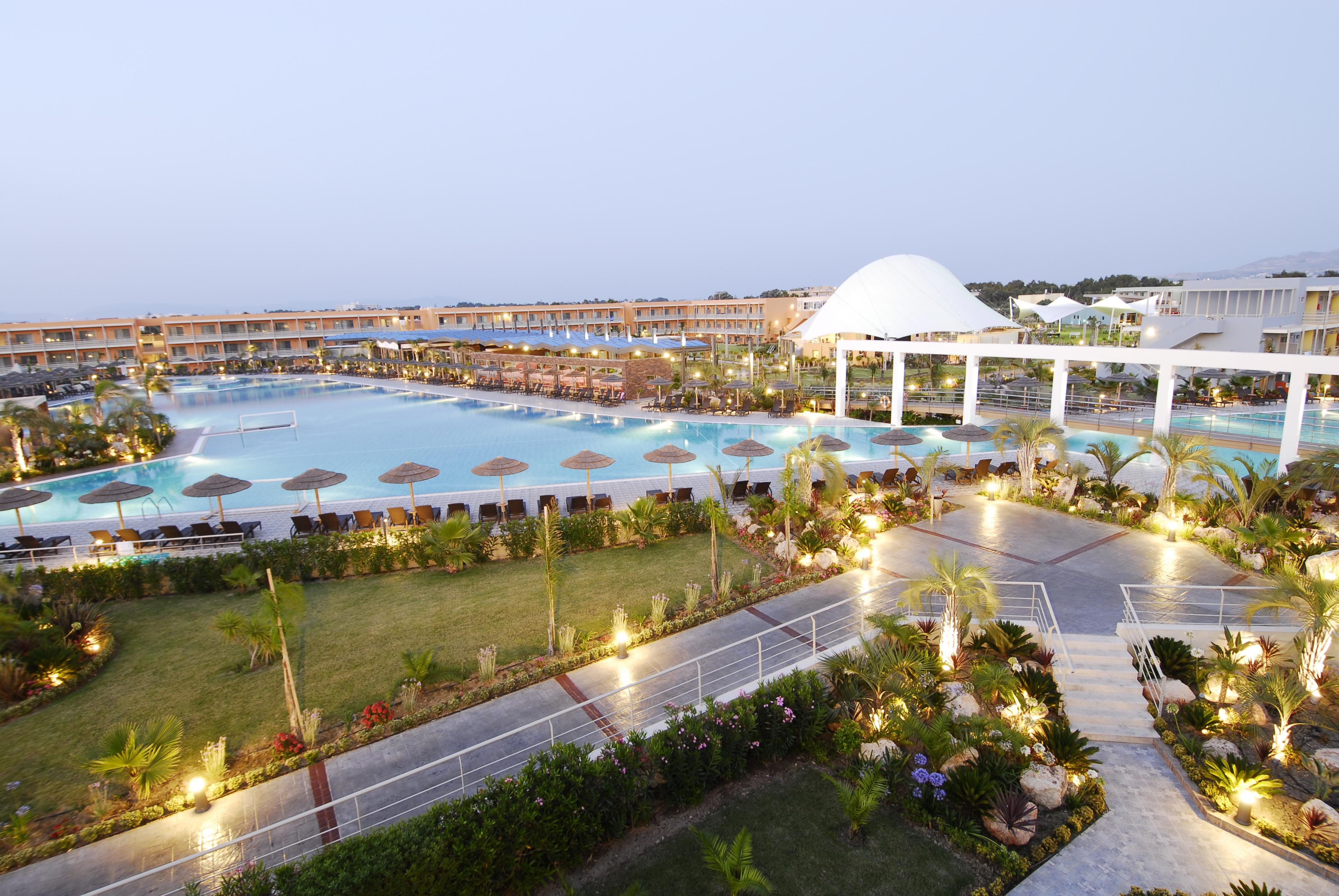 Blue Lagoon Resort Lambi  Exterior photo