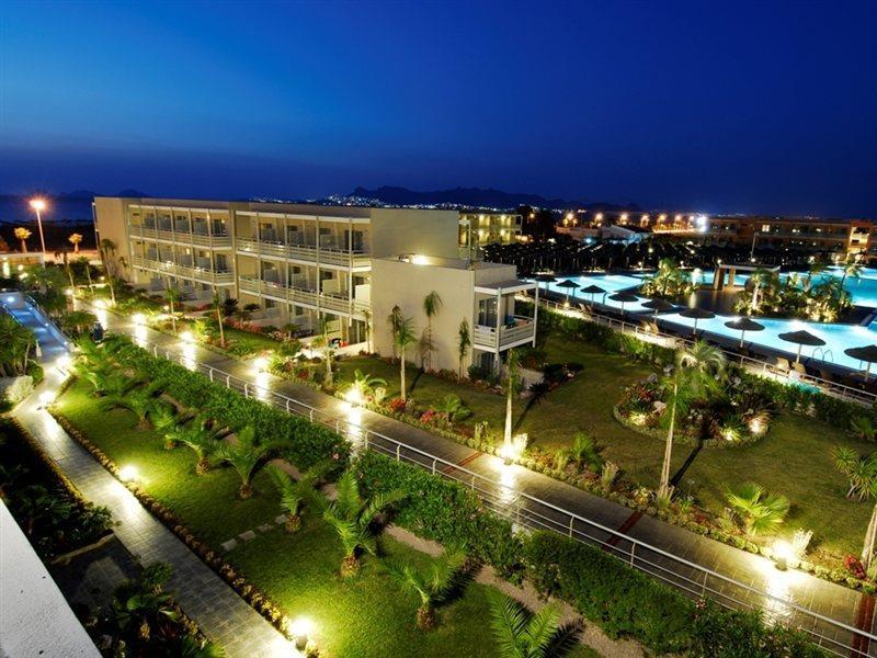 Blue Lagoon Resort Lambi  Exterior photo